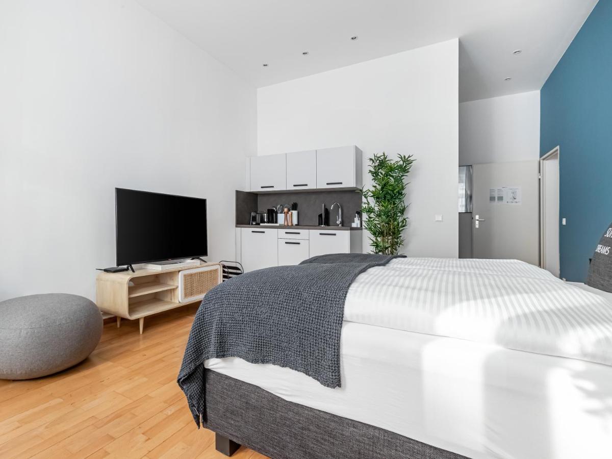 Limehome Berlin Malmoeer Strasse Екстериор снимка