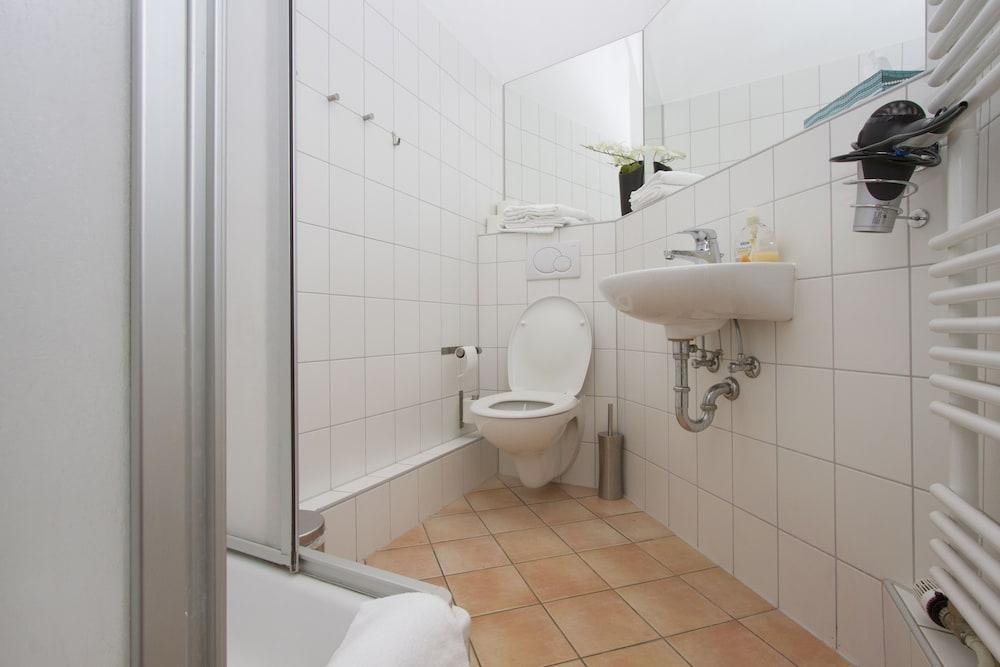 Limehome Berlin Malmoeer Strasse Екстериор снимка